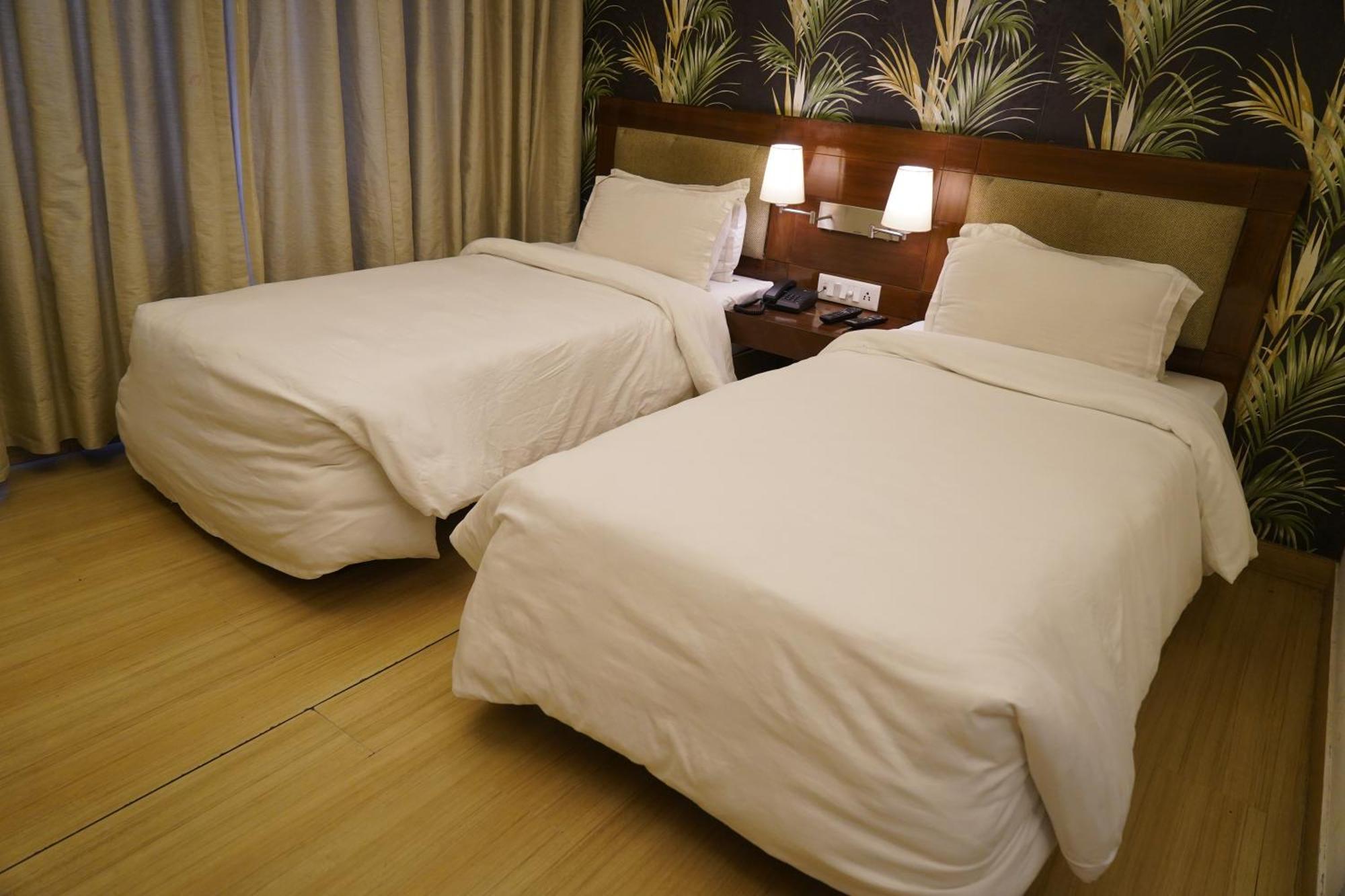 Hotel Forest Avenue - Best Luxury Hotel In Dehradun Exterior foto