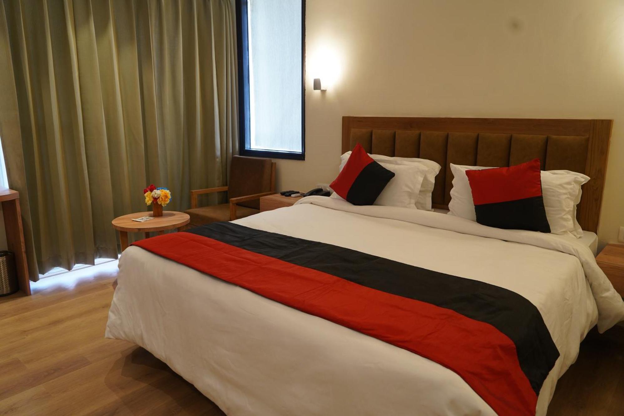 Hotel Forest Avenue - Best Luxury Hotel In Dehradun Exterior foto